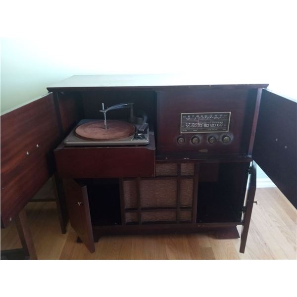 Antique Record Player and Radio Speaker Wooden Cabinet