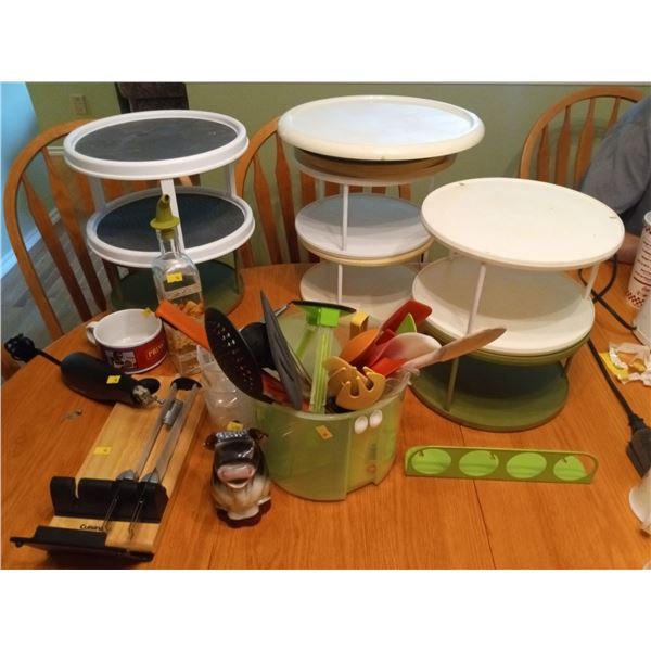 Colourful Kitchen Cookware and Cuisinart Appliances with Serving Trays