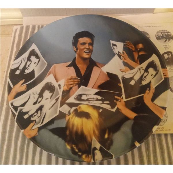 Elvis Delphi Plate 9 - "Stage Door Autographs" by Bruce Emmett IN BOX