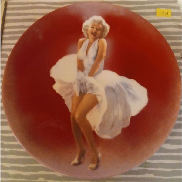 Marilyn Monroe Delphi Plate - "In The Seven Year Itch" IN BOX