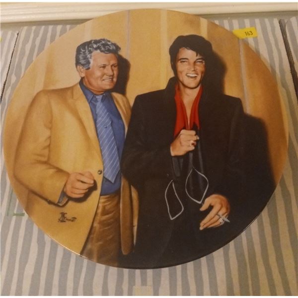 Elvis Delphi Plate 16 - "Elvis Returns to the Stage" by Bruce Emmett IN BOX