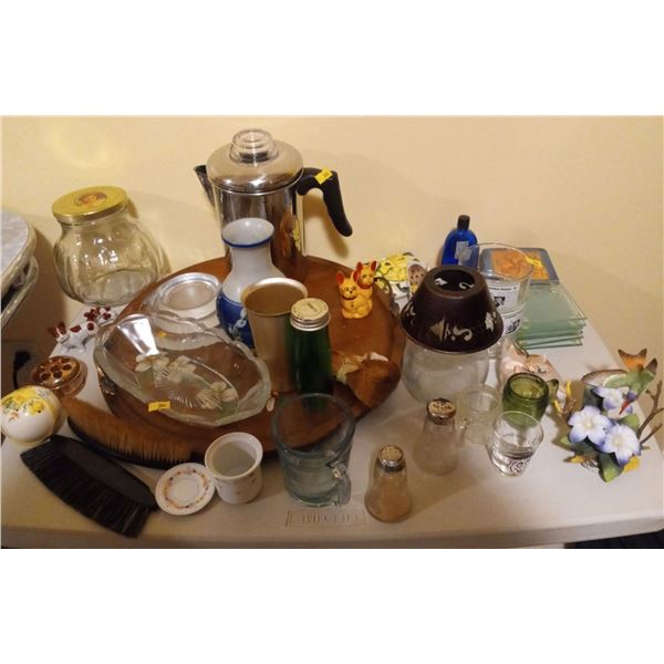 Various Glass, Ceramic and Wood Decor