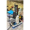 Image 1 : PALLET OF FITNESS EQUIPMENT AND PROPANE TANKS