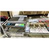 Image 2 : SHELF LOT OF ASSORTED ART SUPPLIES
