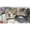 Image 2 : SHELF LOT OF ASSORTED ITEMS INCLUDING; BAKING PANS, WOK, AND MORE