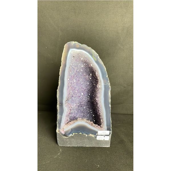 11"X6" 7KG AMETHYST GEODE