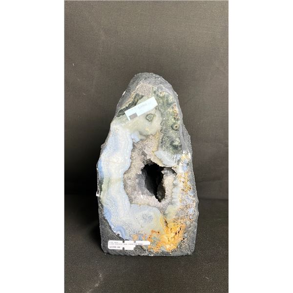 9.5" X 5" 5.44KG AMETHYST GEODE RETAIL $2200