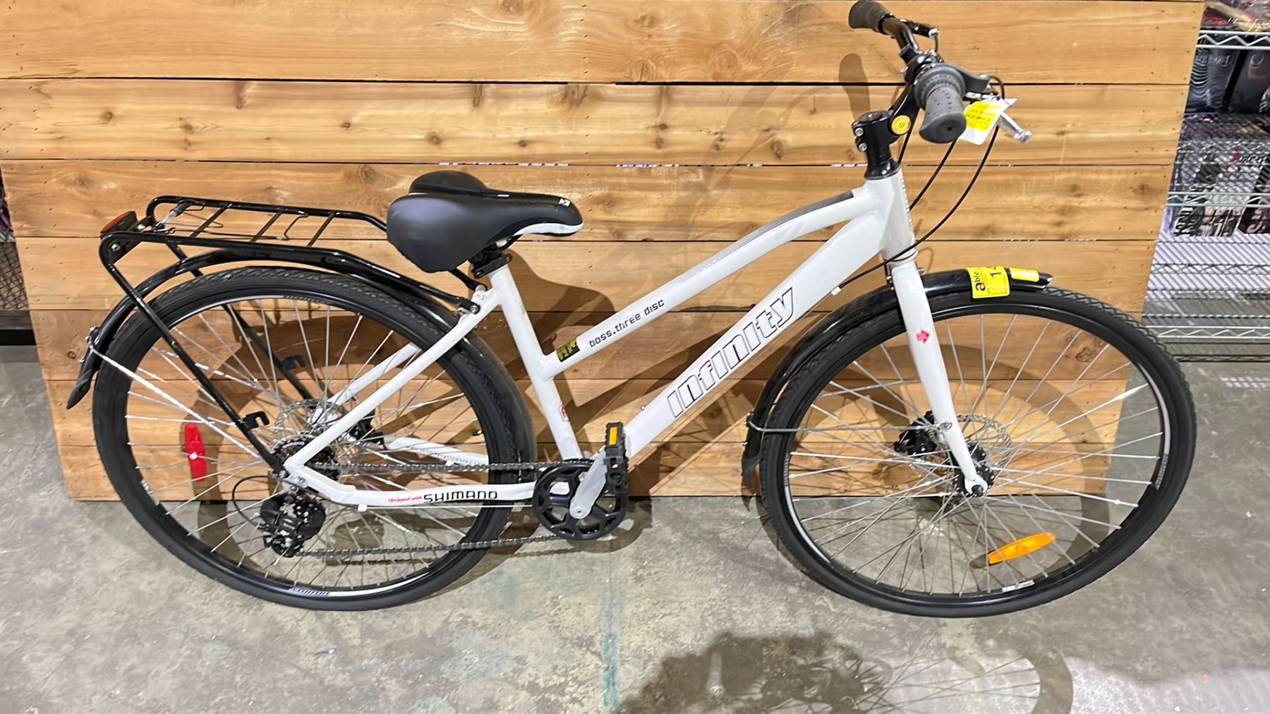 INFINITY BOSS THREE DISC 7 SPEED BIKE - Able Auctions