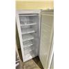 Image 2 : BRADA STANDUP FREEZER 21.5"