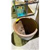 Image 2 : LARGE PLANTER POT