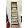 Image 2 : 4' ALUMINUM STEP LADDER & 6' WOOD STEP LADDER