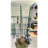 Image 1 : LOT OF ASSORTED GARDEN TOOLS INCLUDING; ELECTRIC TRIMMER, EDGING TOOL, HOE & MORE