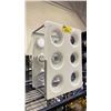 Image 2 : 6 BOTTLE WINE RACK