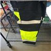 Image 2 : HARD HAT AND SAFETY VEST