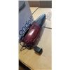 Image 2 : BRONDELL SWASH ECO SEAT AND SHARK CORDLESS VAC