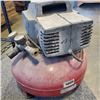 Image 2 : PORTER CABLE PANCAKE COMPRESSOR