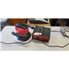 Image 1 : MOTOMASTER BATTERY CHARGER AND BONAIRE POLISHER