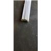 Image 2 : LARGE BUNDLE OF SHOE MOULDING