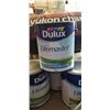 Image 2 : NEW DULUX LIFEMASTER ACRYLIC LATEX PAINT, WHITE WITH EGGSHELL FINISH, 4 GAL TOTAL
