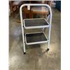 Image 1 : TWO STEP FOLDING LADDER