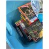 Image 4 : TOTE WITH ASSORTED PUZZLES