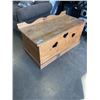 Image 2 : THREE HEARTS PINE TRUNK