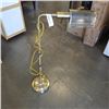 Image 2 : BRASS FLOOR LAMP
