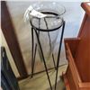 Image 2 : SWISS SUITCASE, DECORATIVE STAND AND PICTURE