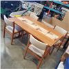 Image 1 : TEAK KITCHEN TABLE WITH 2 SLATS, 4 CHAIRS, MADE IN DENMARK