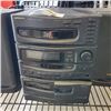 Image 2 : HITACHI BOOKSHELF STEREO