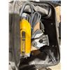 Image 1 : DeWalt compact router