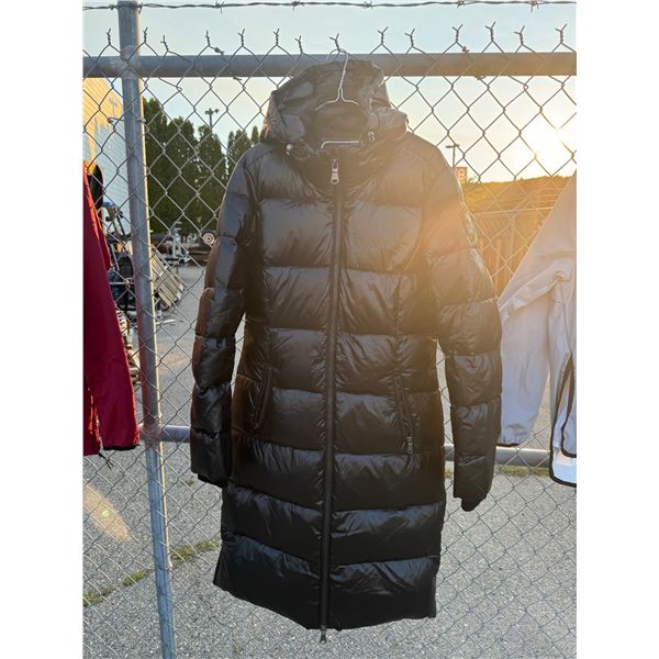 Pajar, Canada medium coat
