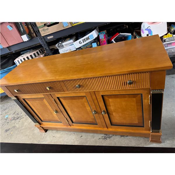 Leda sideboard