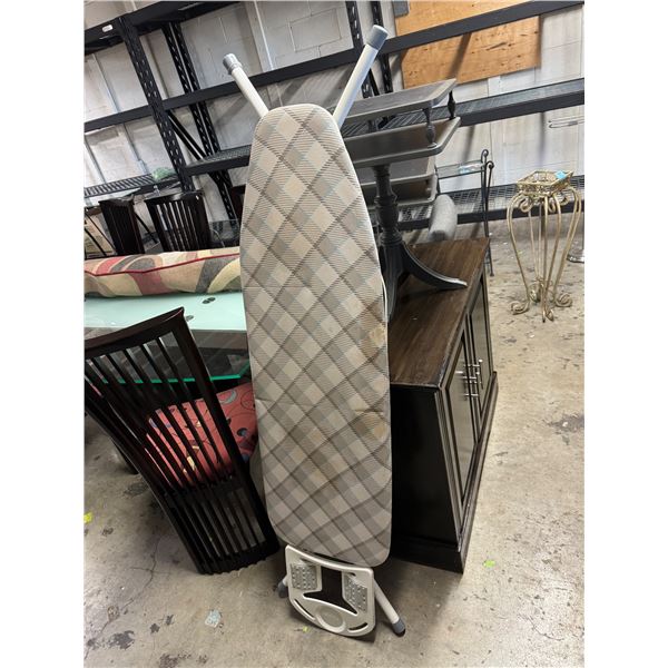 Ironing board