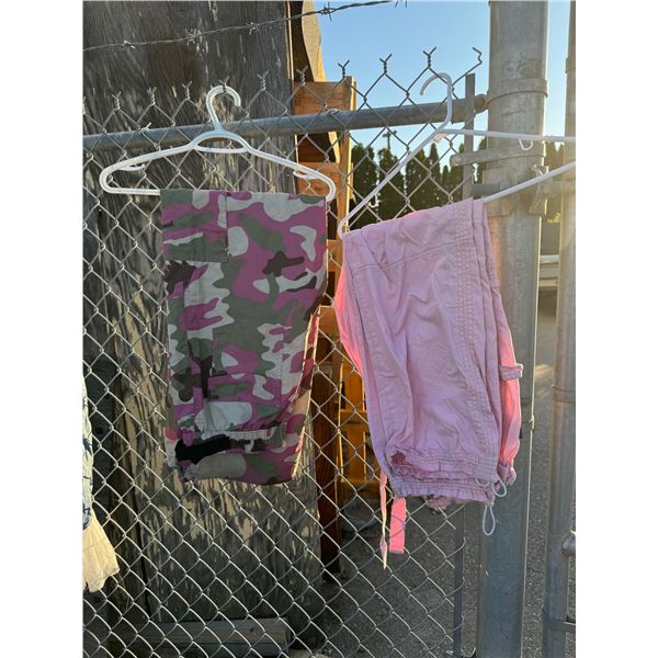 Two pair medium Capri