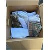 Image 1 : Box of towels