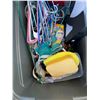 Image 2 : Bin with lid and contents