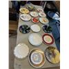 Image 1 : Assorted collectible plates