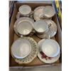 Image 1 : Tea, cups, and saucers