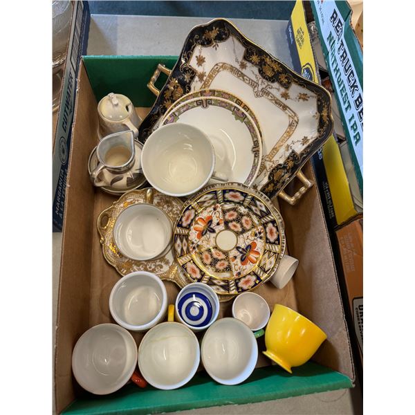 Miscellaneous collectible dishes and cups