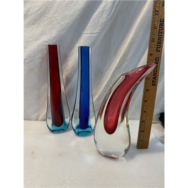 Bud vases