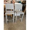 Image 1 : Outdoor wicker barstools (2)