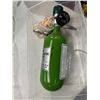 Image 2 : Oxygen breathing item