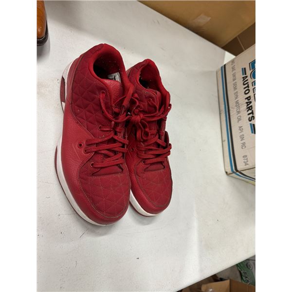 Puma running shoes size 10