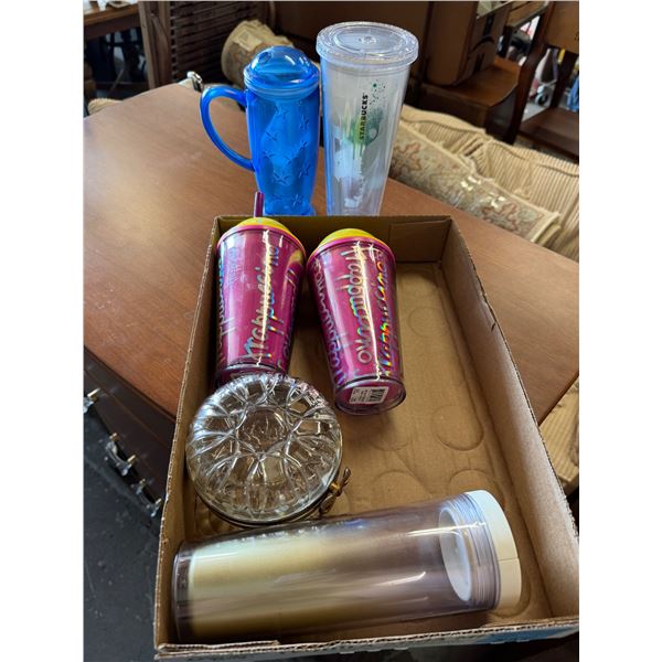 To go mugs and lidded container