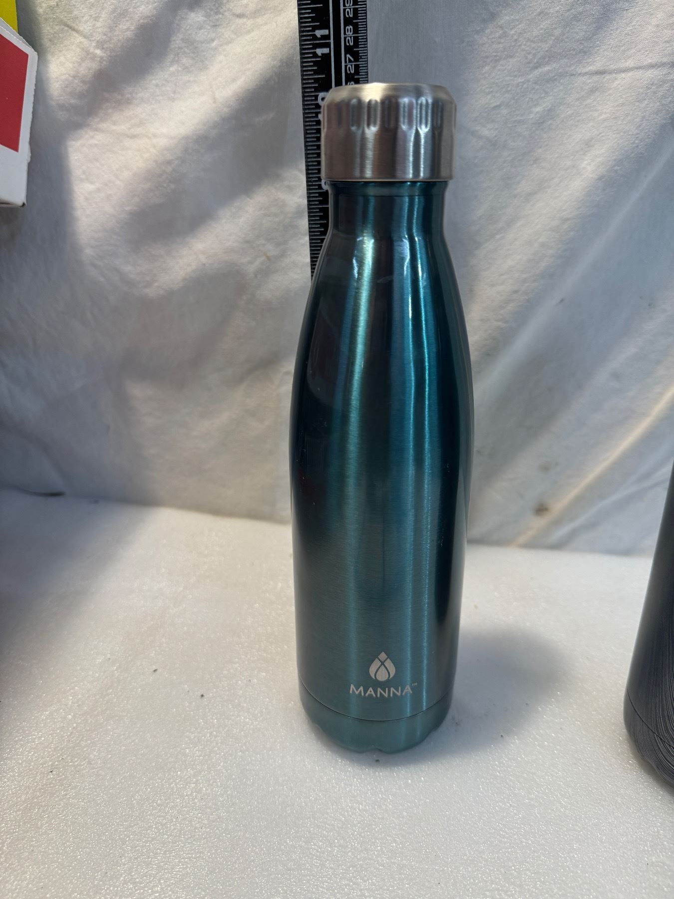 Manna water bottle green