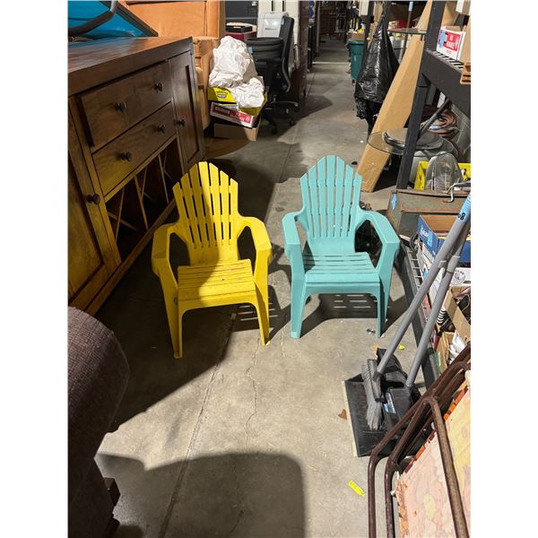 Two kids chairs