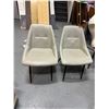 Image 1 : Pair of chairs