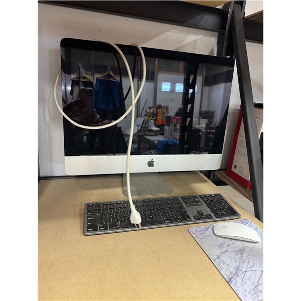 Apple computer