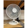 Image 1 : Table fan